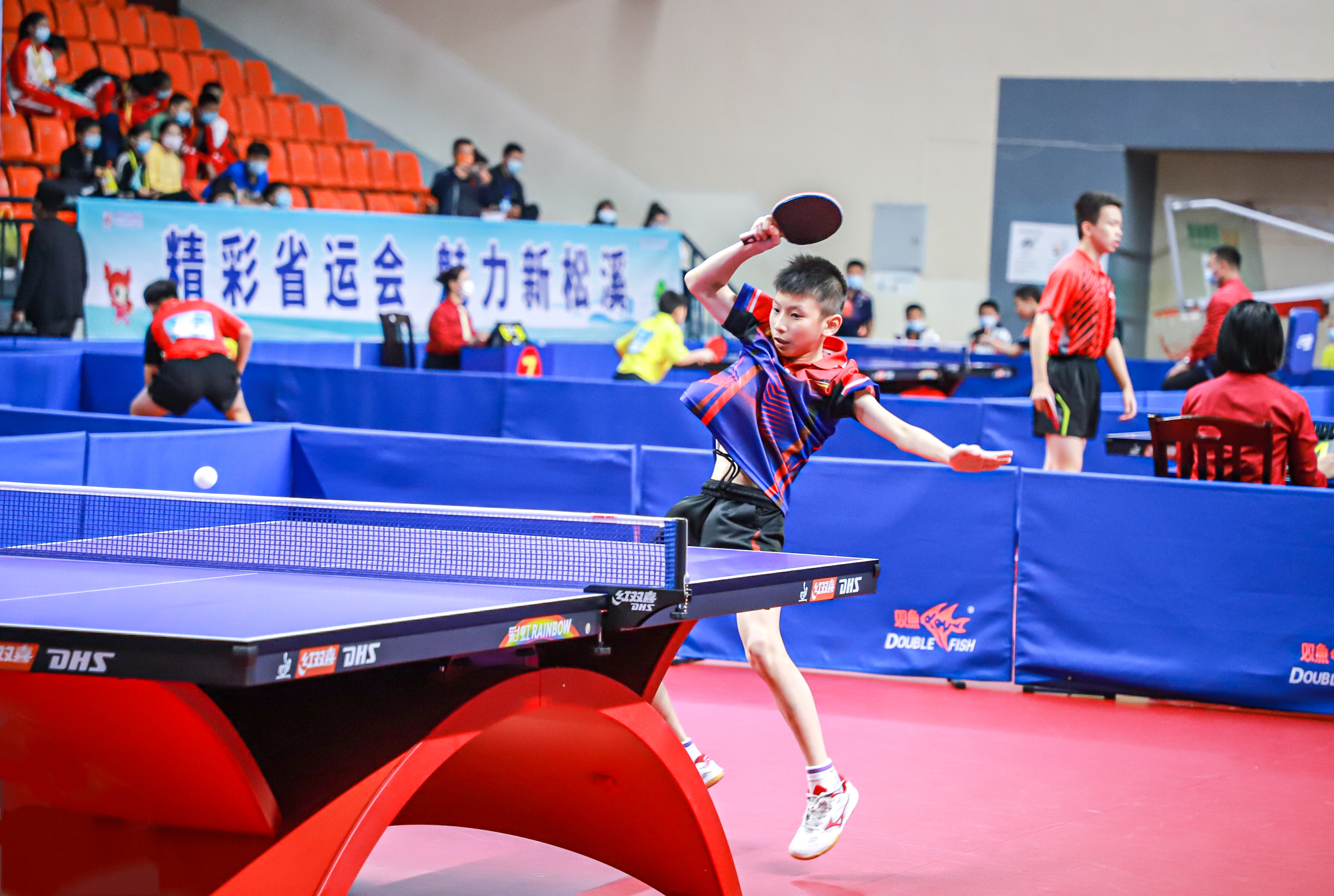 郎茂山站的 郎茂山站的